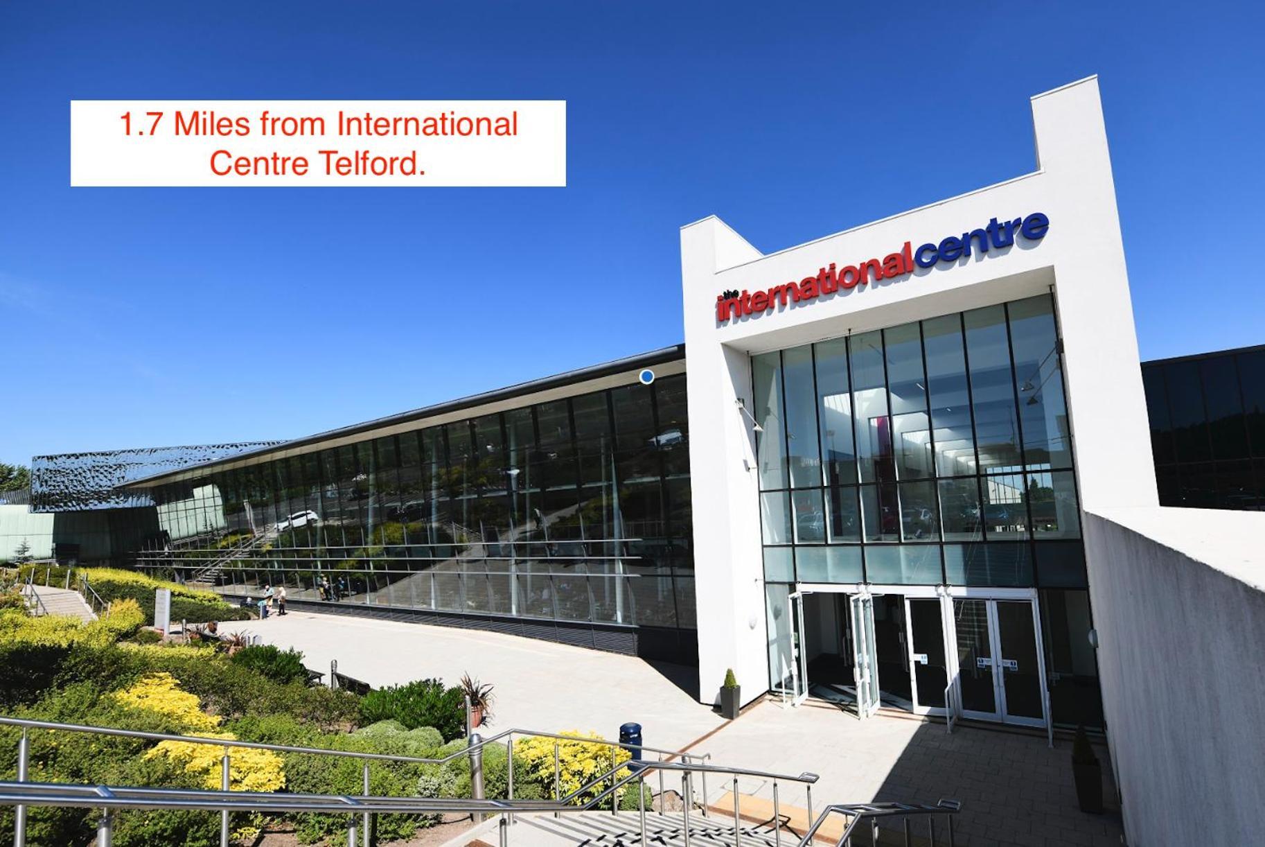 247 Serviced Accommodation In Telford- 3Br House Buitenkant foto